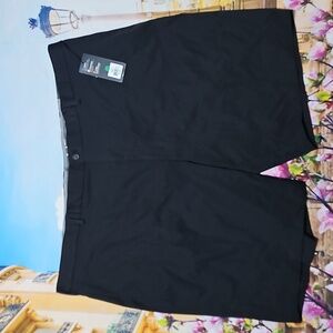 Walter Hagen Black Flat Front Shorts Size 52 New